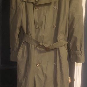 Men’s Brooks Brothers trench coat L